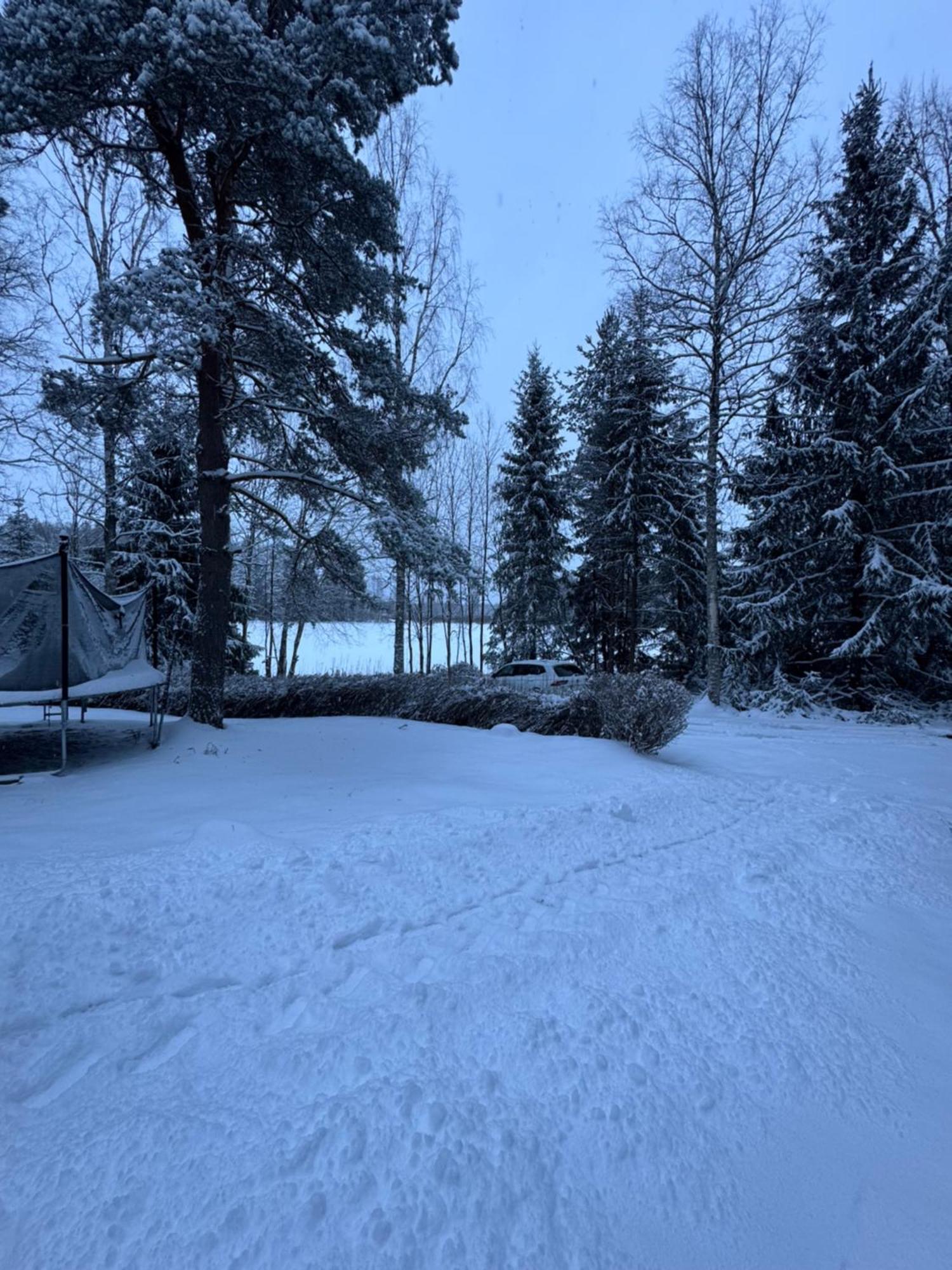Mysig Stuga I Naevesta Örebro Dış mekan fotoğraf