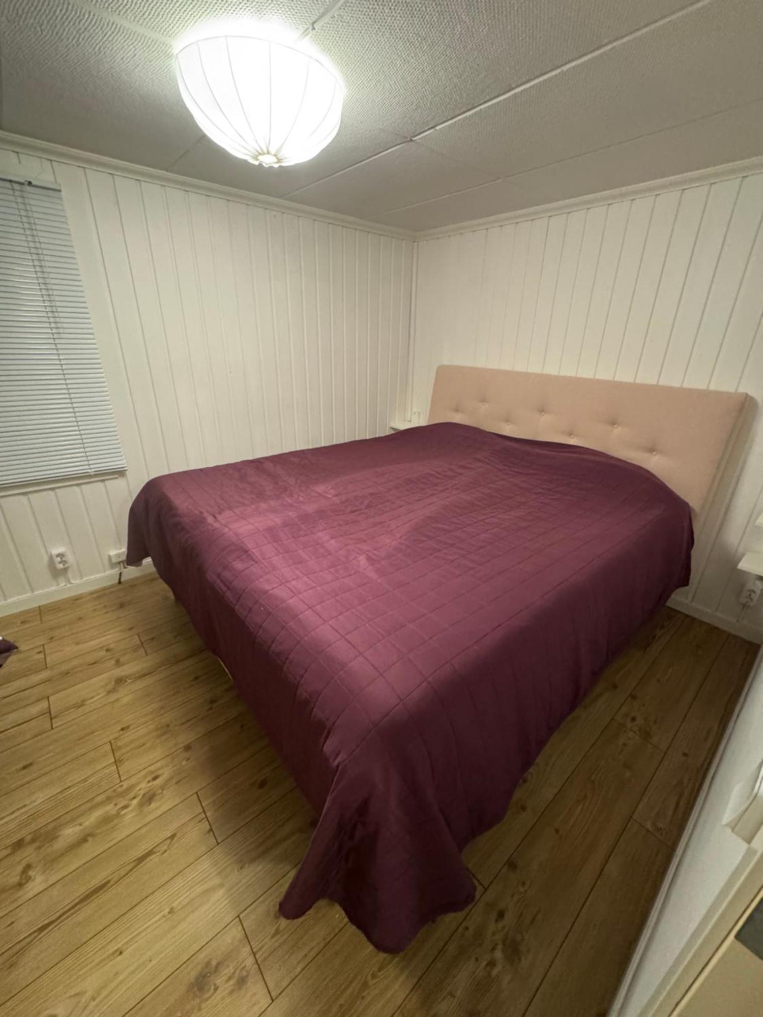 Mysig Stuga I Naevesta Örebro Dış mekan fotoğraf
